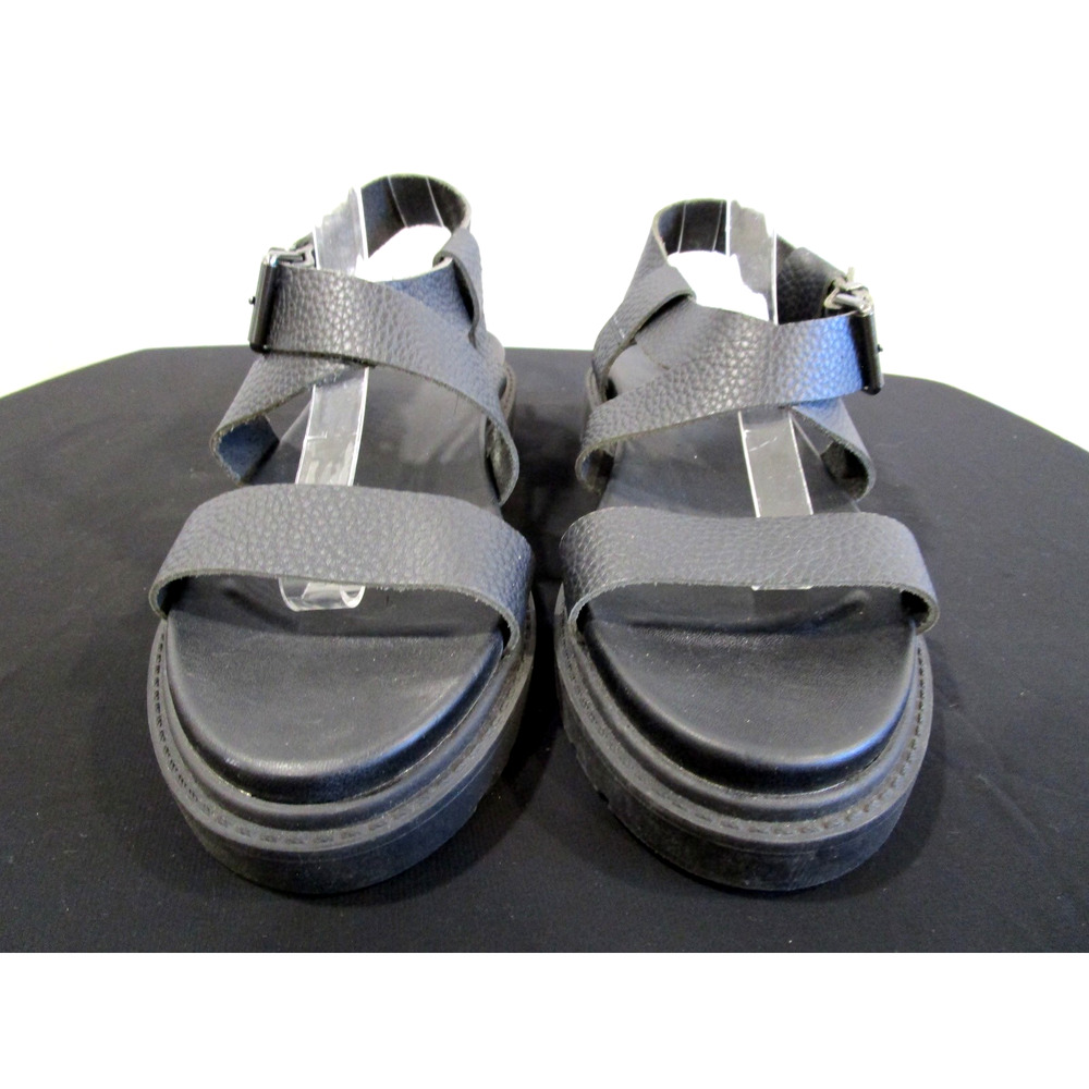 EUC! Urban Outfitters Black Leather Ankle Strap Platform Sandals Women Sz 10 - Picture 2 of 10